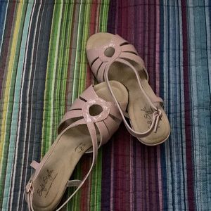 Soft Style  Pink Shoes With Adjustable Straps